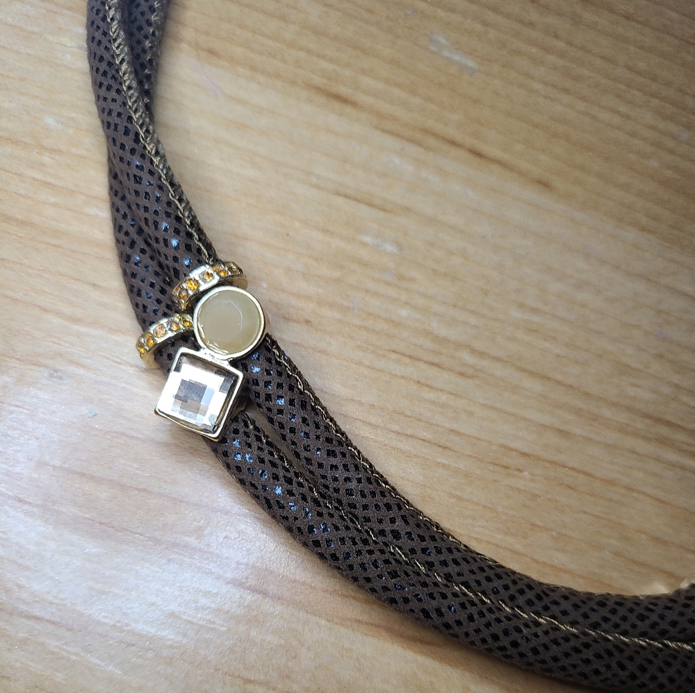 Necklace - Picture 2 of 4